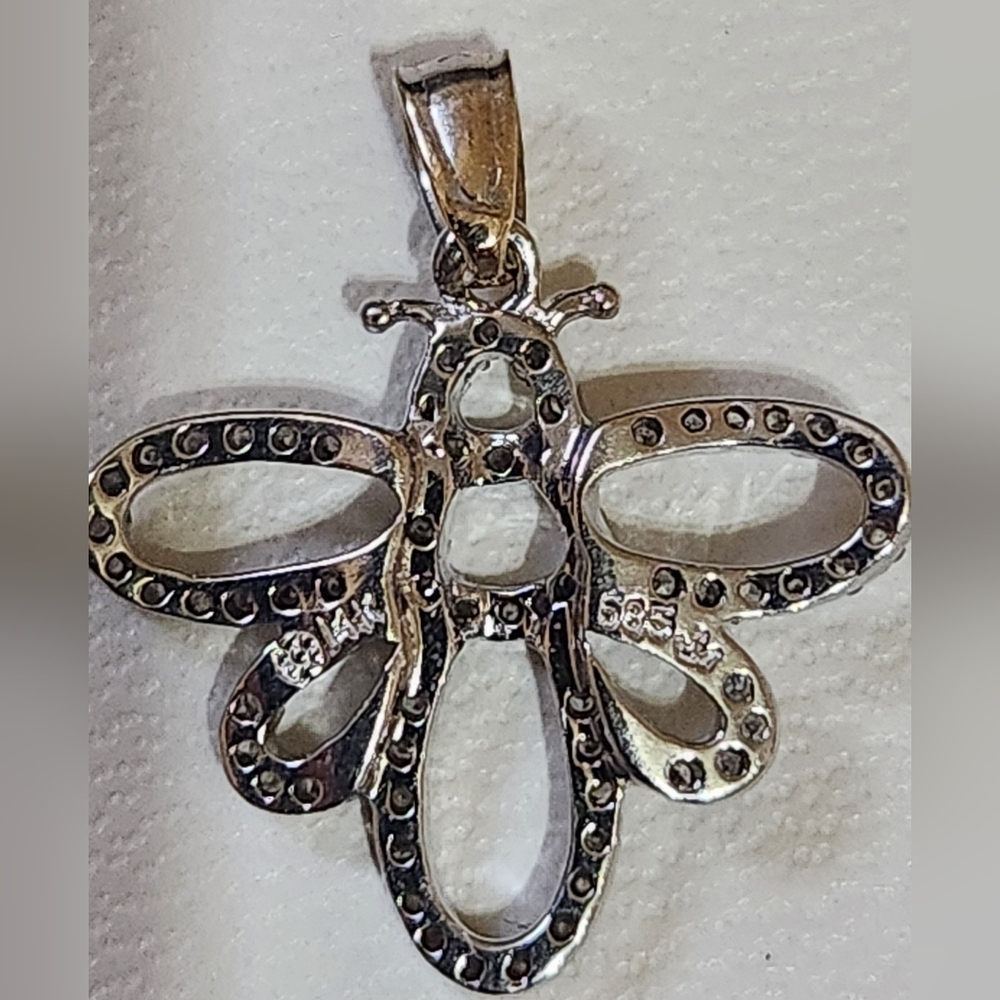 14K White Gold Natural Diamond Pave Bee Pendant Charm - Picture 7 of 11